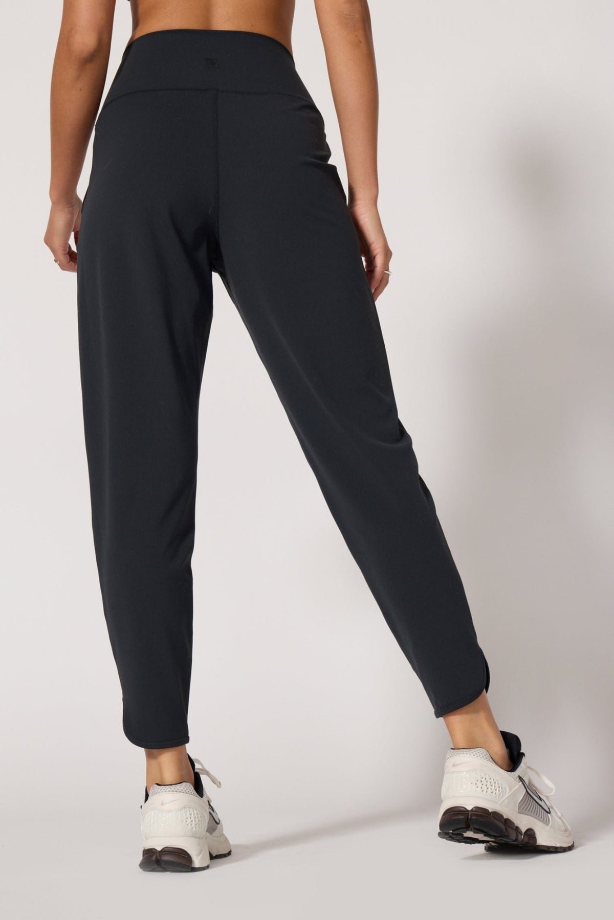 Cloud Jogger - Metanoia Boutique - MPG Sport