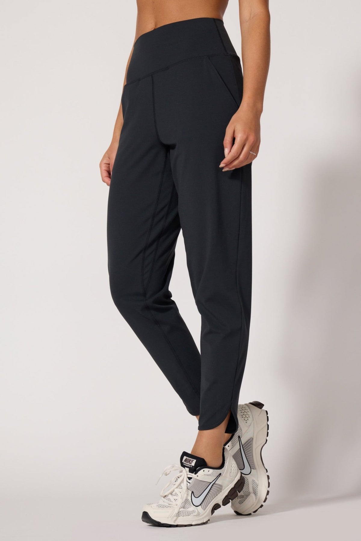 Cloud Jogger - Metanoia Boutique - MPG Sport